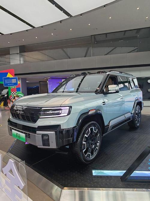 深圳297比亚迪方程豹硬派越野的爆款，英菲尼迪35周年与你共成长